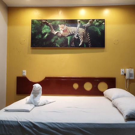 Hotel Confort Amazonico イキトス エクステリア 写真