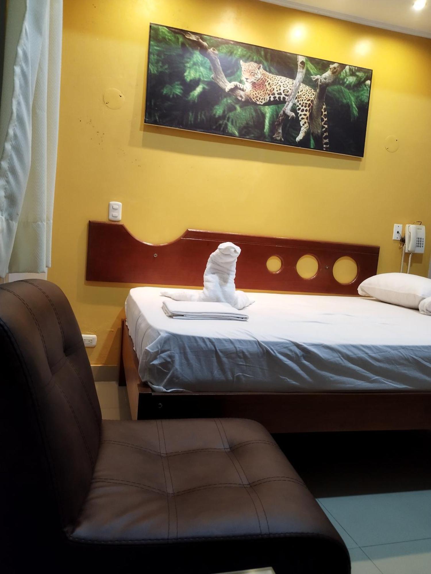 Hotel Confort Amazonico イキトス エクステリア 写真
