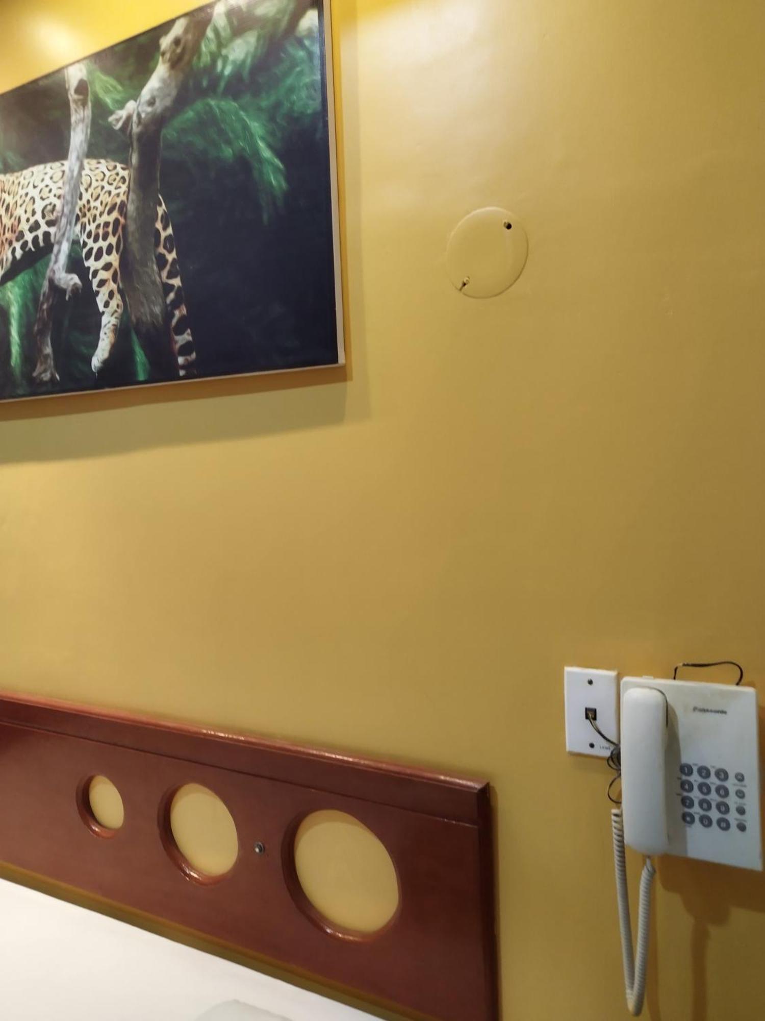 Hotel Confort Amazonico イキトス エクステリア 写真