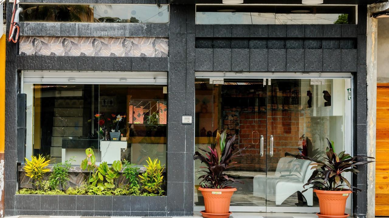 Hotel Confort Amazonico イキトス エクステリア 写真