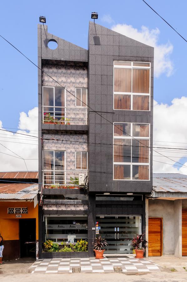 Hotel Confort Amazonico イキトス エクステリア 写真